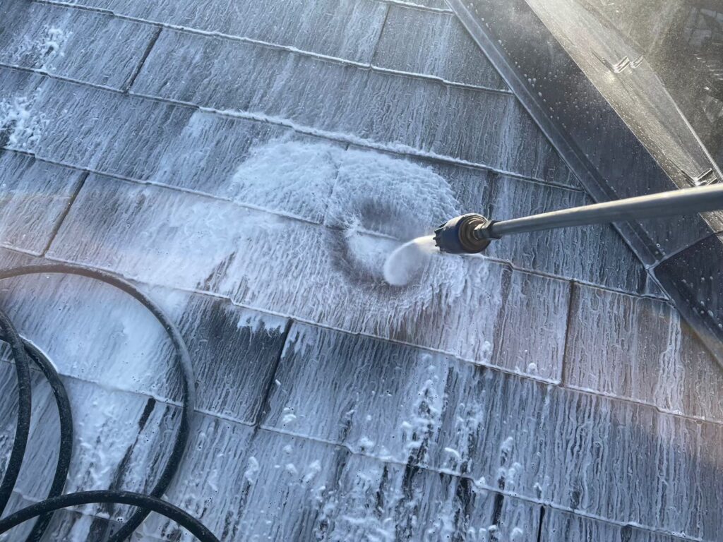 屋根高圧ジェット洗浄