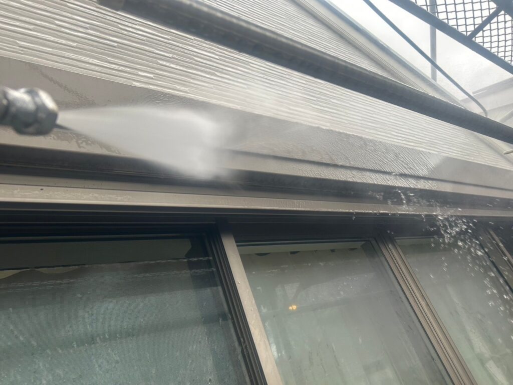 シャッター高圧洗浄