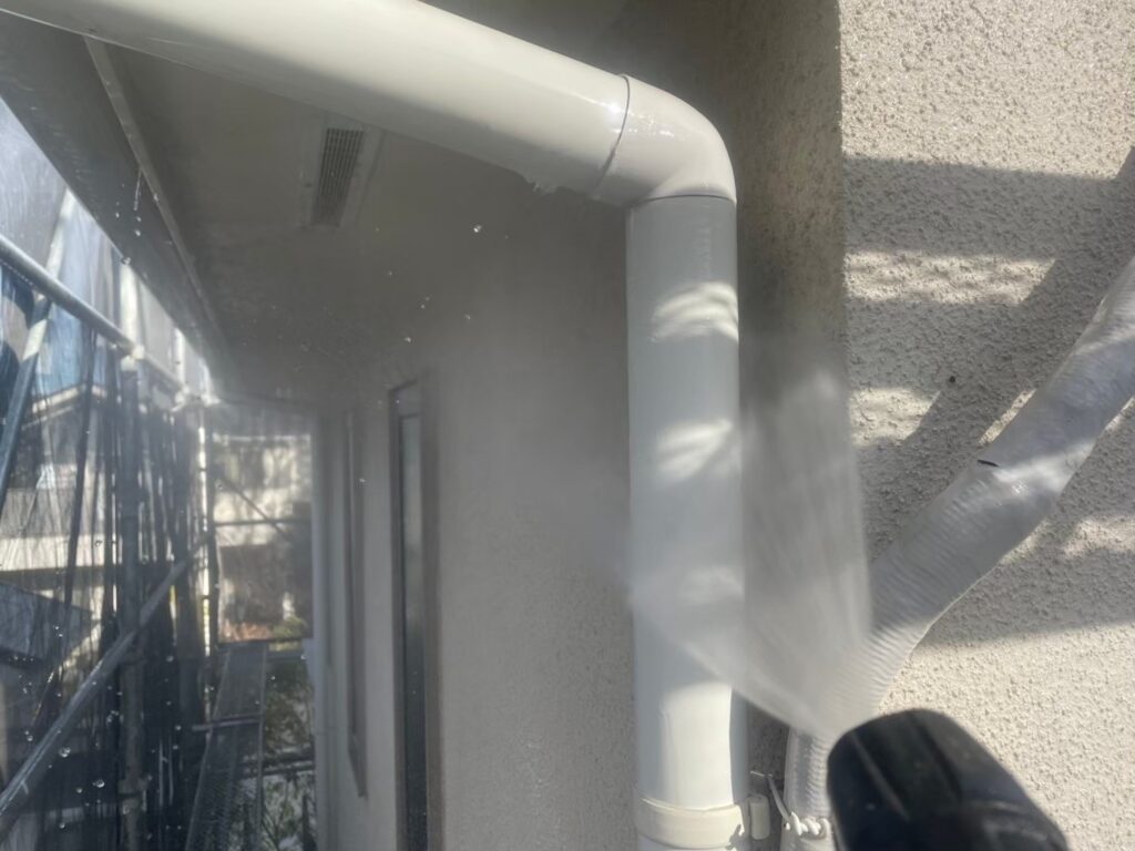 雨樋高圧ジェット洗浄