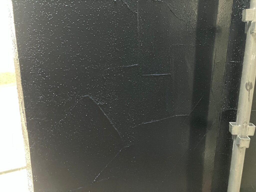 アクセント色中塗り後