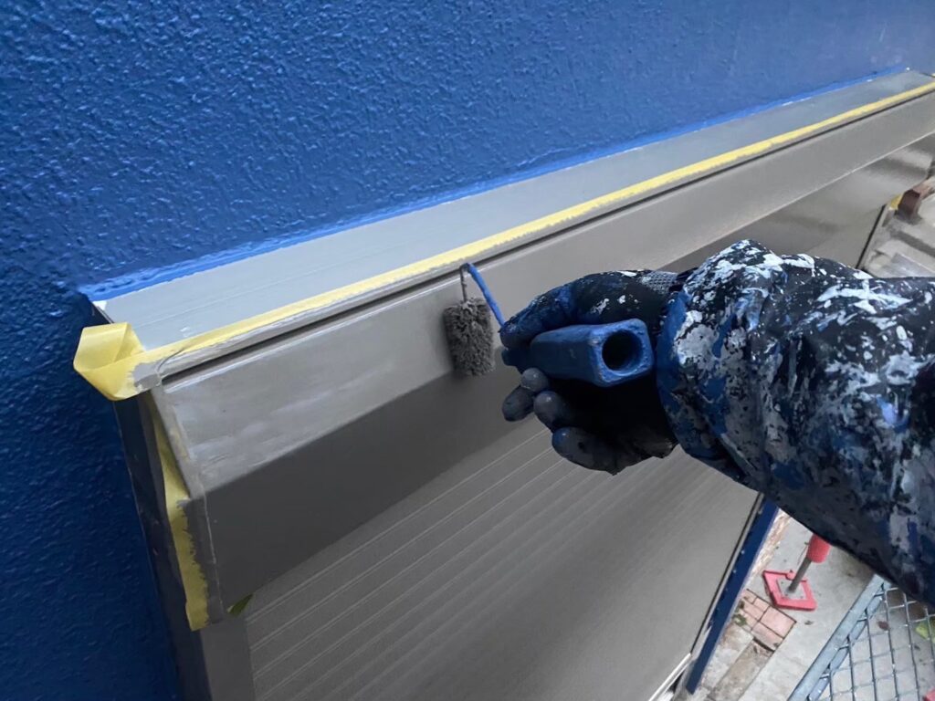 シャッターＢＯＸ仕上げ１回目