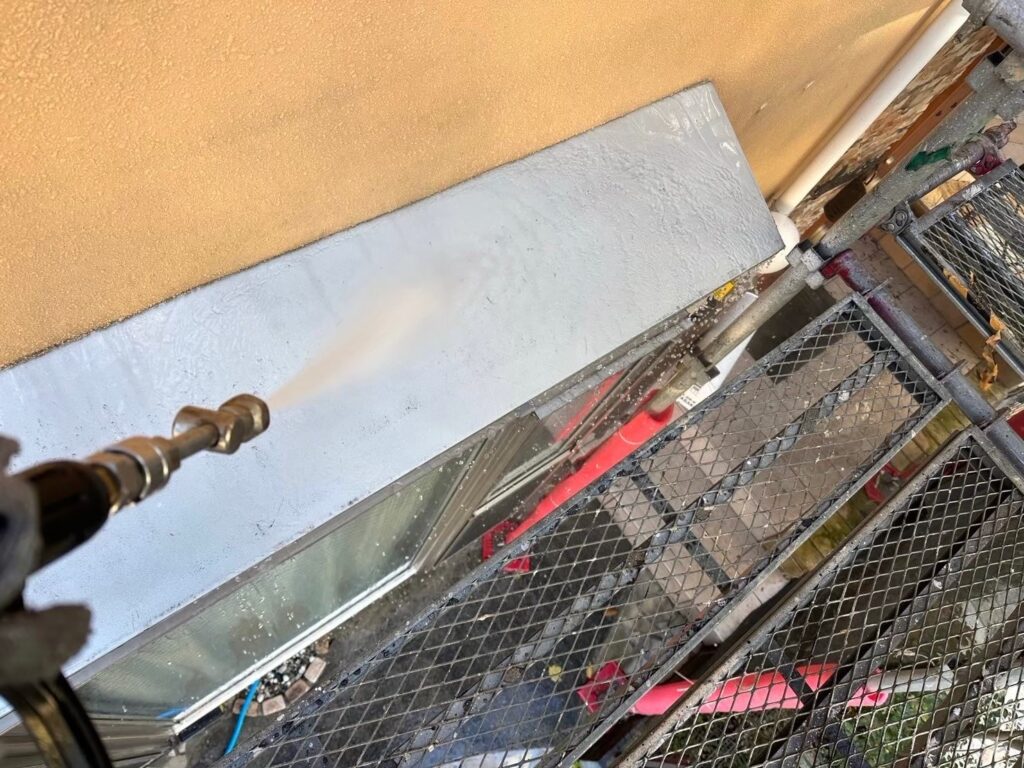 出窓板金高圧ジェット洗浄