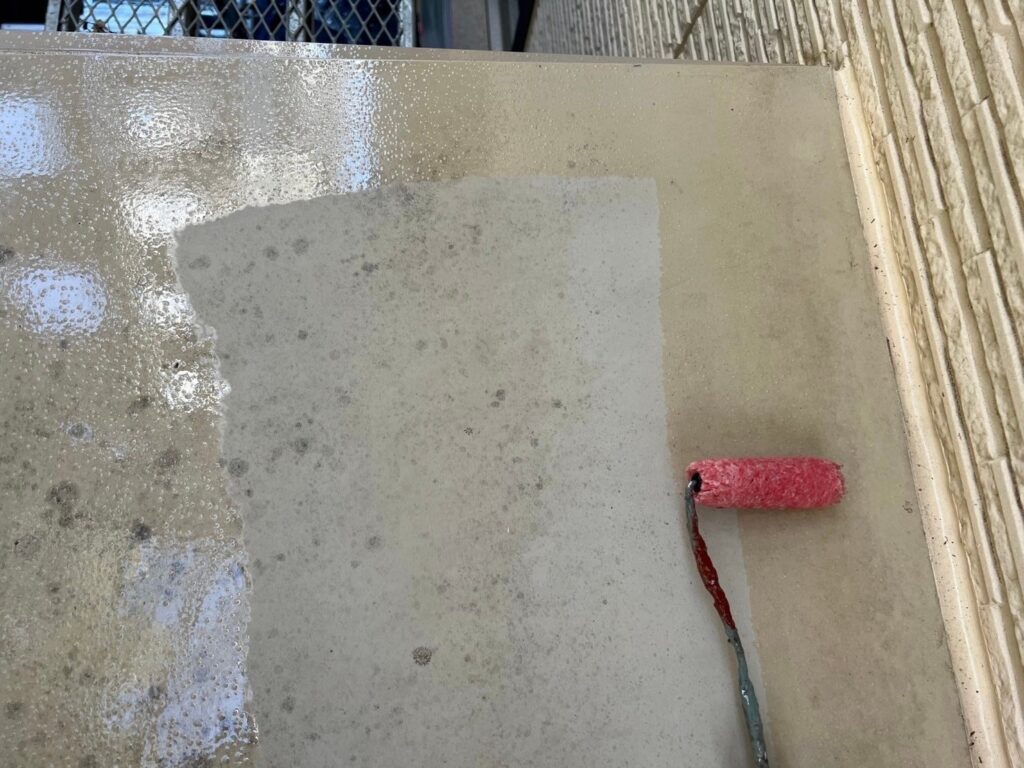 庇プライマー塗布