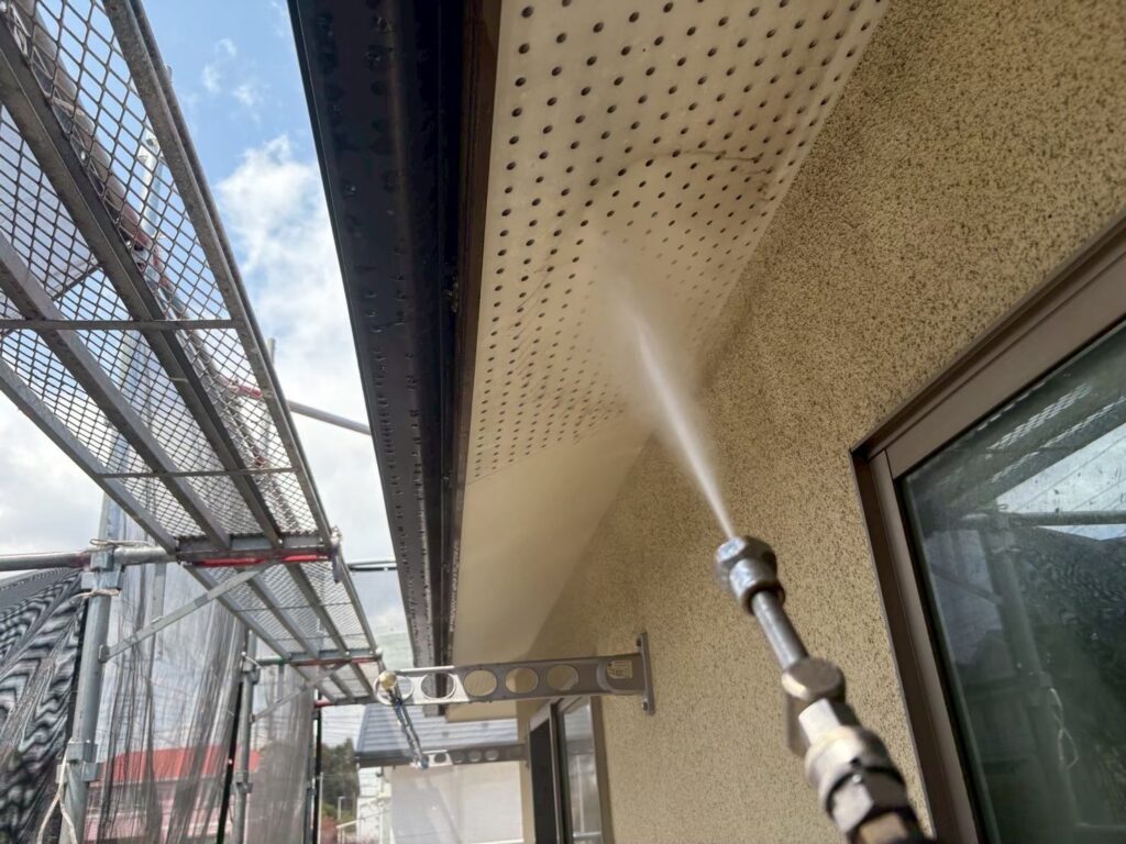 軒天高圧ジェット洗浄