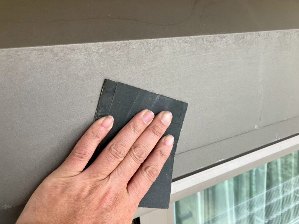 シャッターＢＯＸ素地調整