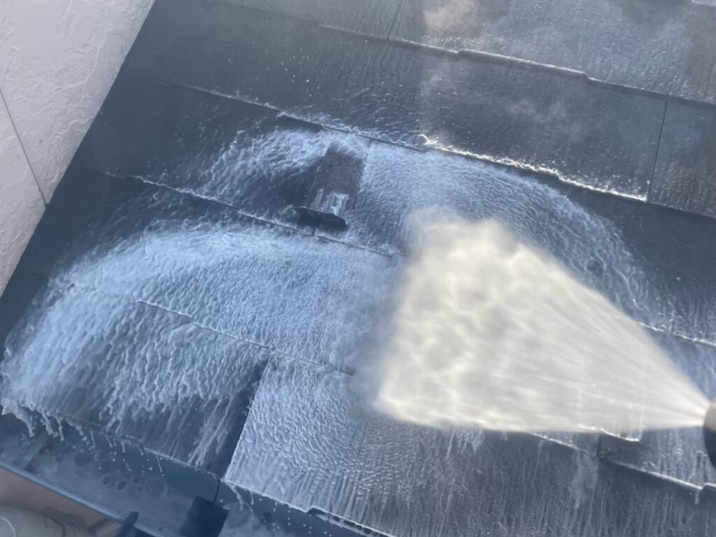 屋根高圧ジェット洗浄