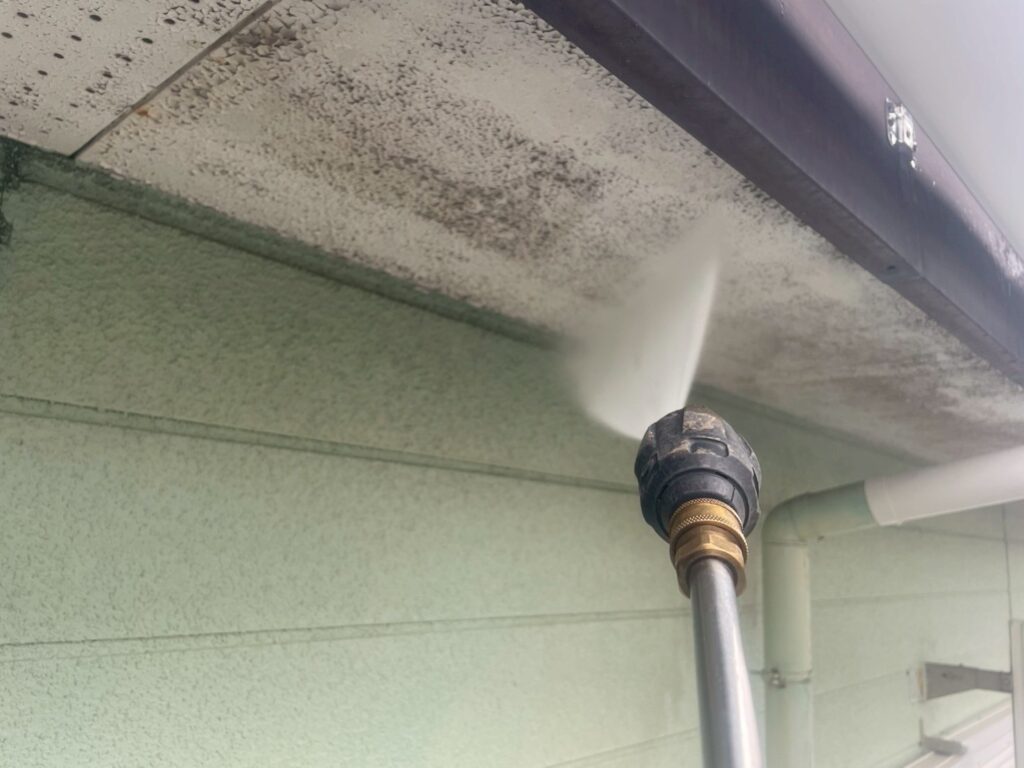 軒天高圧ジェット洗浄