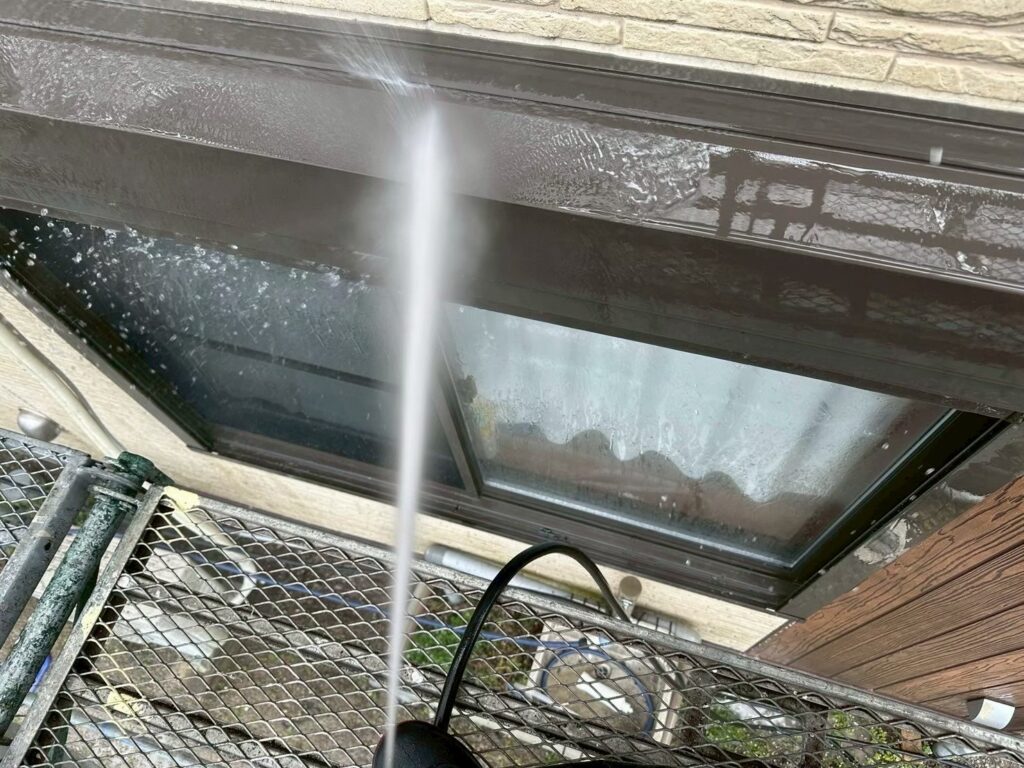 シャッターボックス高圧ジェット洗浄