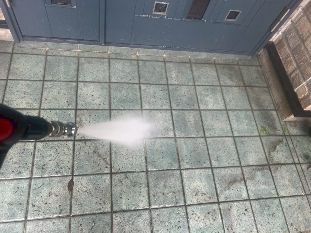 タイル高圧ジェット洗浄