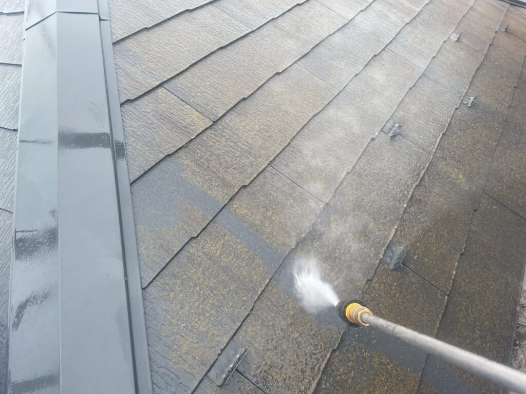 屋根高圧ジェット洗浄