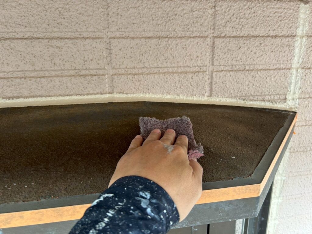 出窓板金素地調整