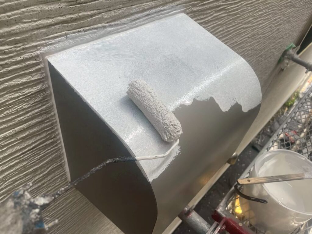 換気フードさび止め塗布