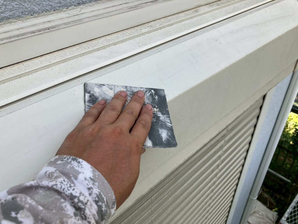 シャッターＢＯＸ素地調整