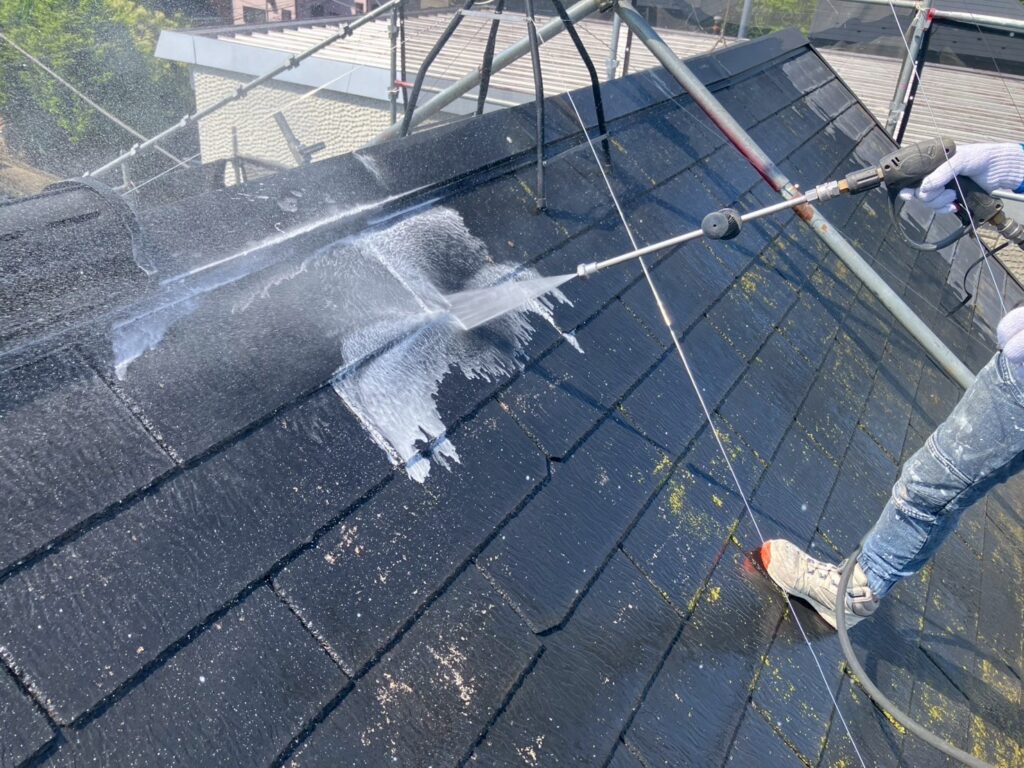 屋根高圧ジェット洗浄