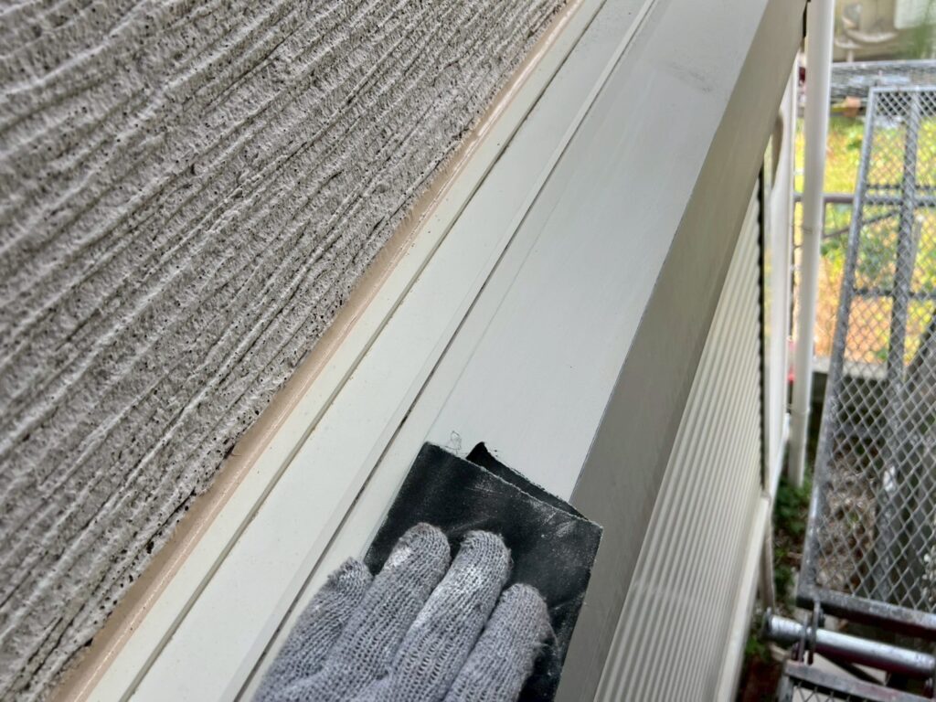 シャッターＢＯＸ素地調整