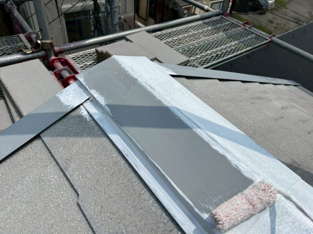 屋根板金さび止め塗布