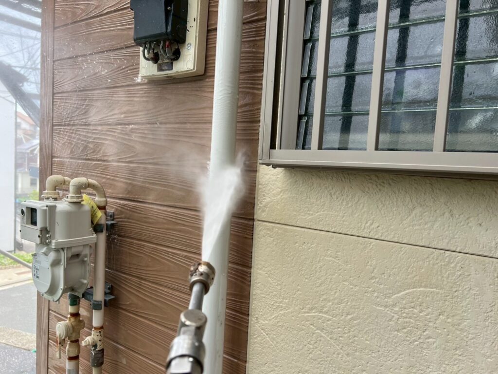 雨樋高圧ジェット洗浄