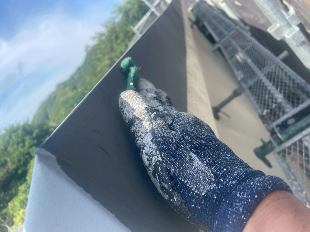 屋根板金部素地調整