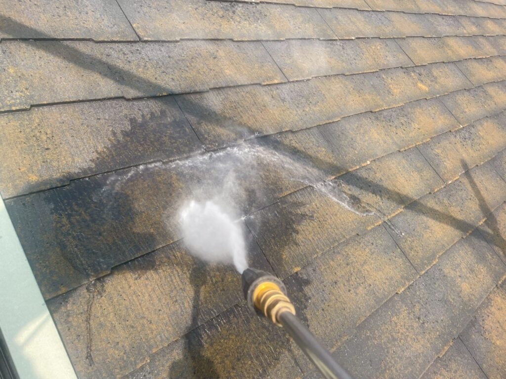 屋根高圧ジェット洗浄