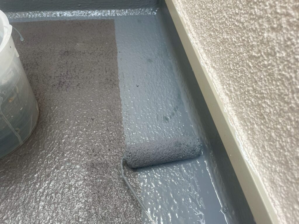 トップコート中塗り