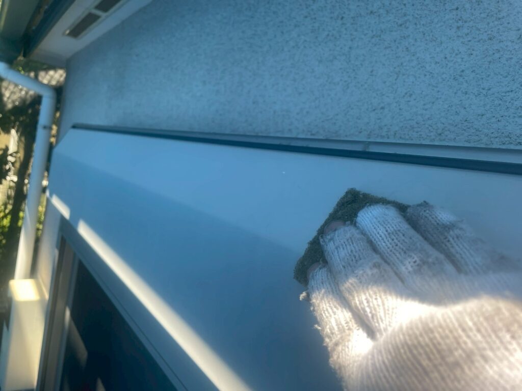 シャッターＢＯＸ素地調整