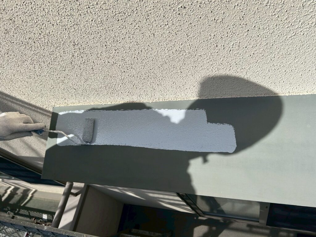 出窓板金さび止め塗布