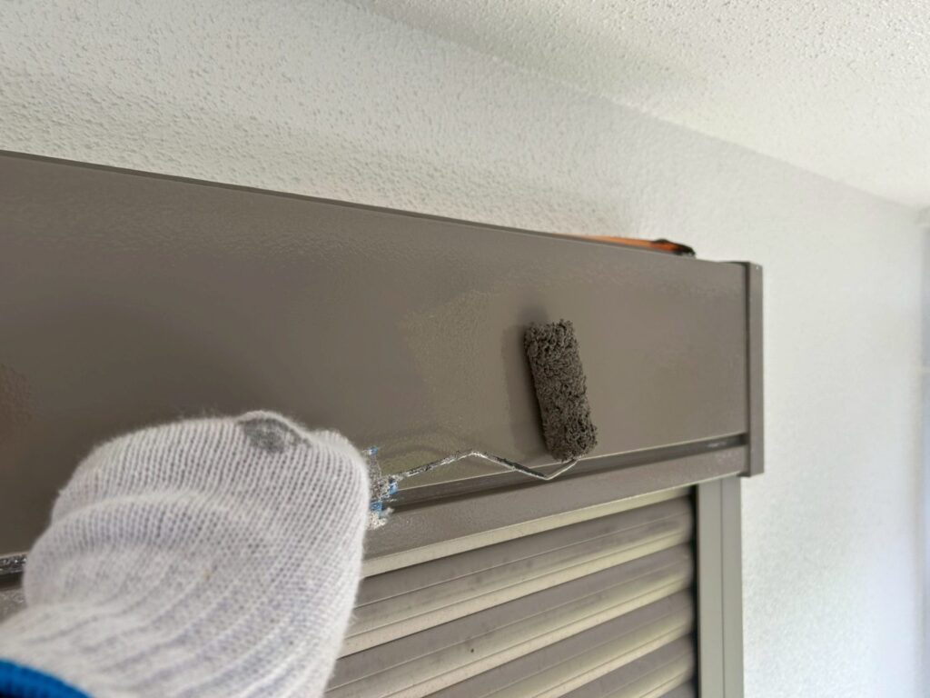 シャッターボックス仕上げ2回目