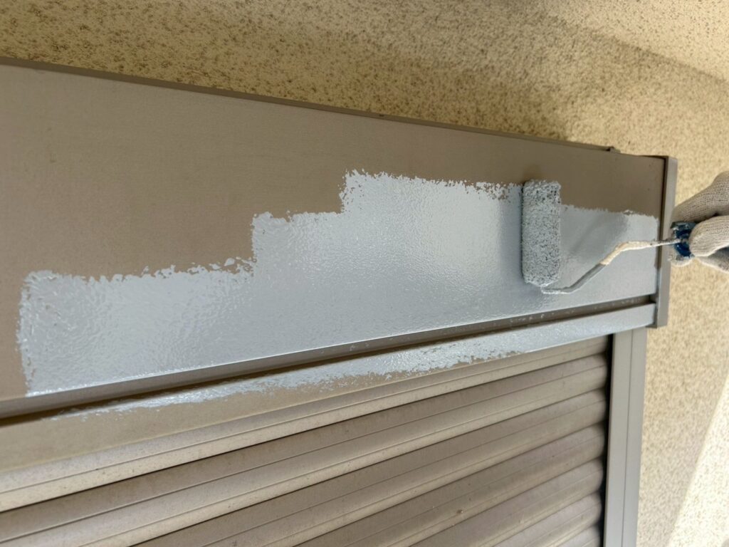 シャッターボックスさび止め塗布