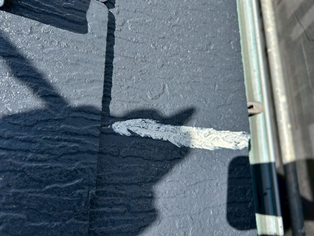 屋根クラック補修後