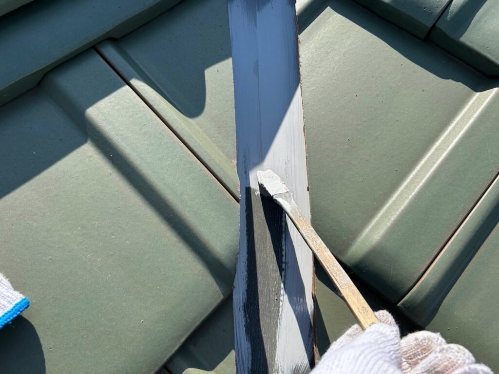 屋根板金部さび止め塗布