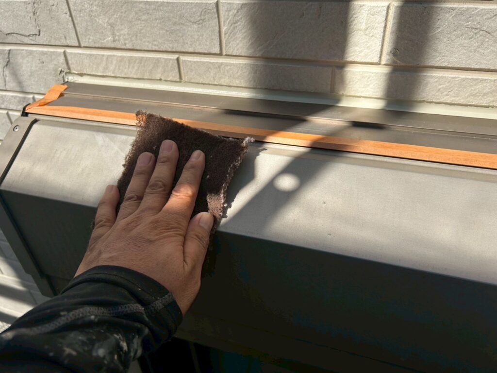 シャッターＢＯＸ素地調整