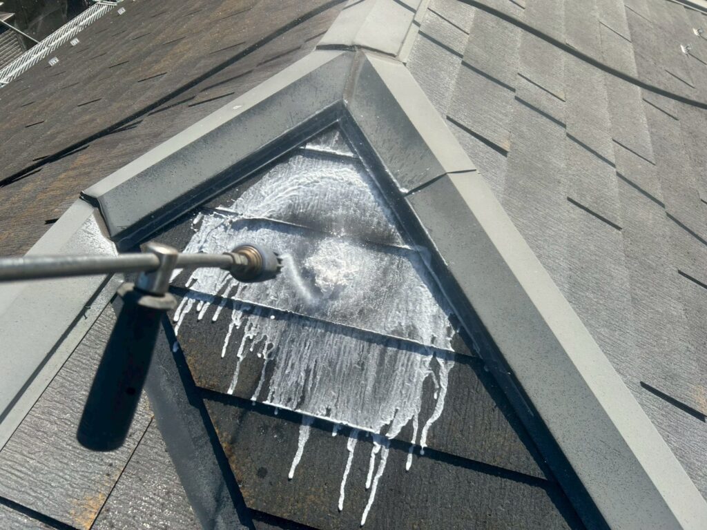 屋根高圧ジェット洗浄