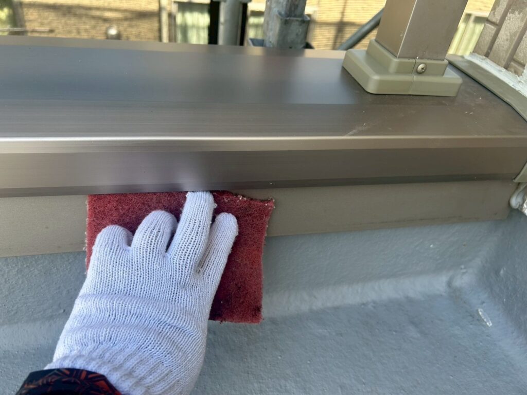 バルコニー水切り素地調整