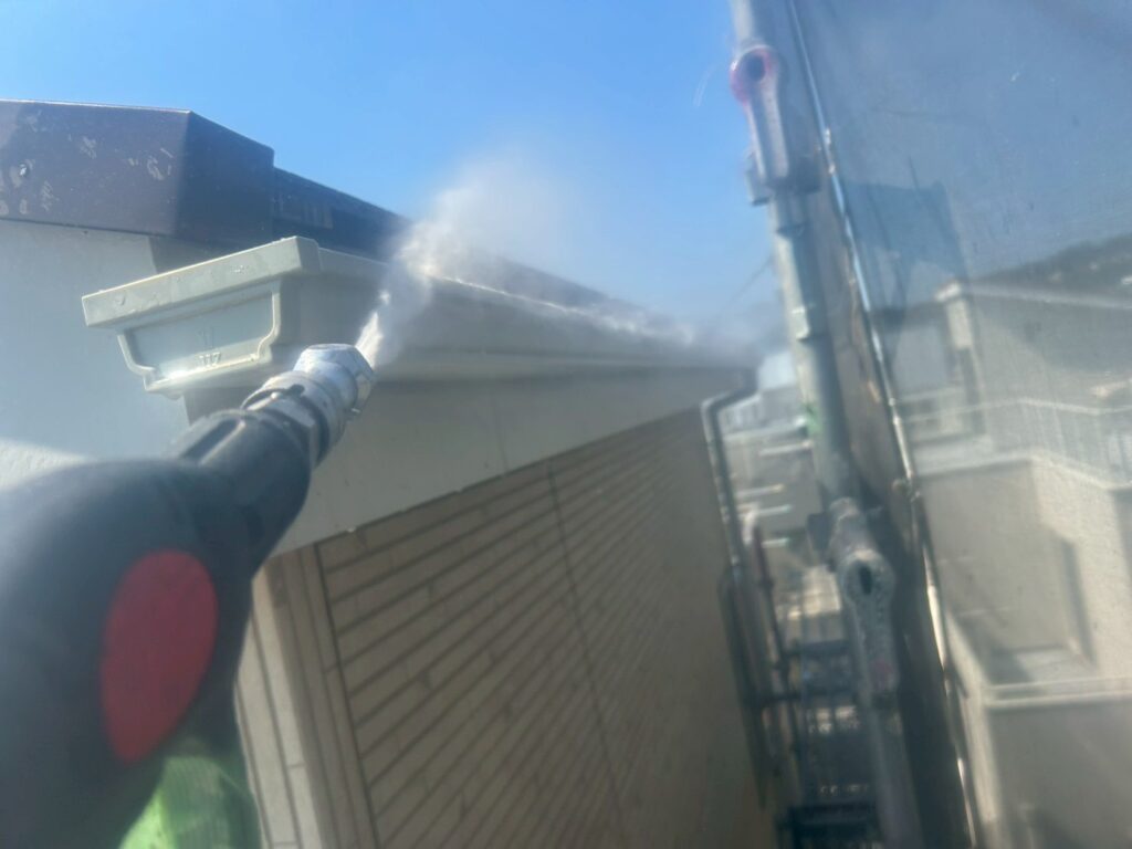 雨樋高圧ジェット洗浄