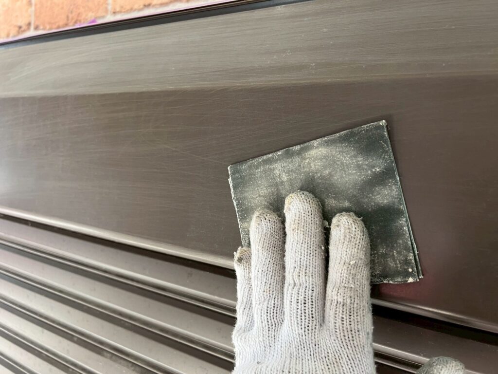 シャッターＢＯＸ素地調整