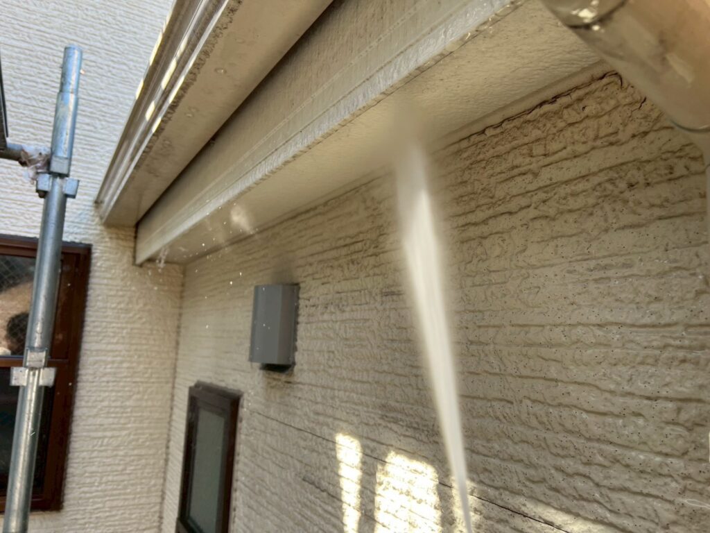 軒天高圧ジェット洗浄