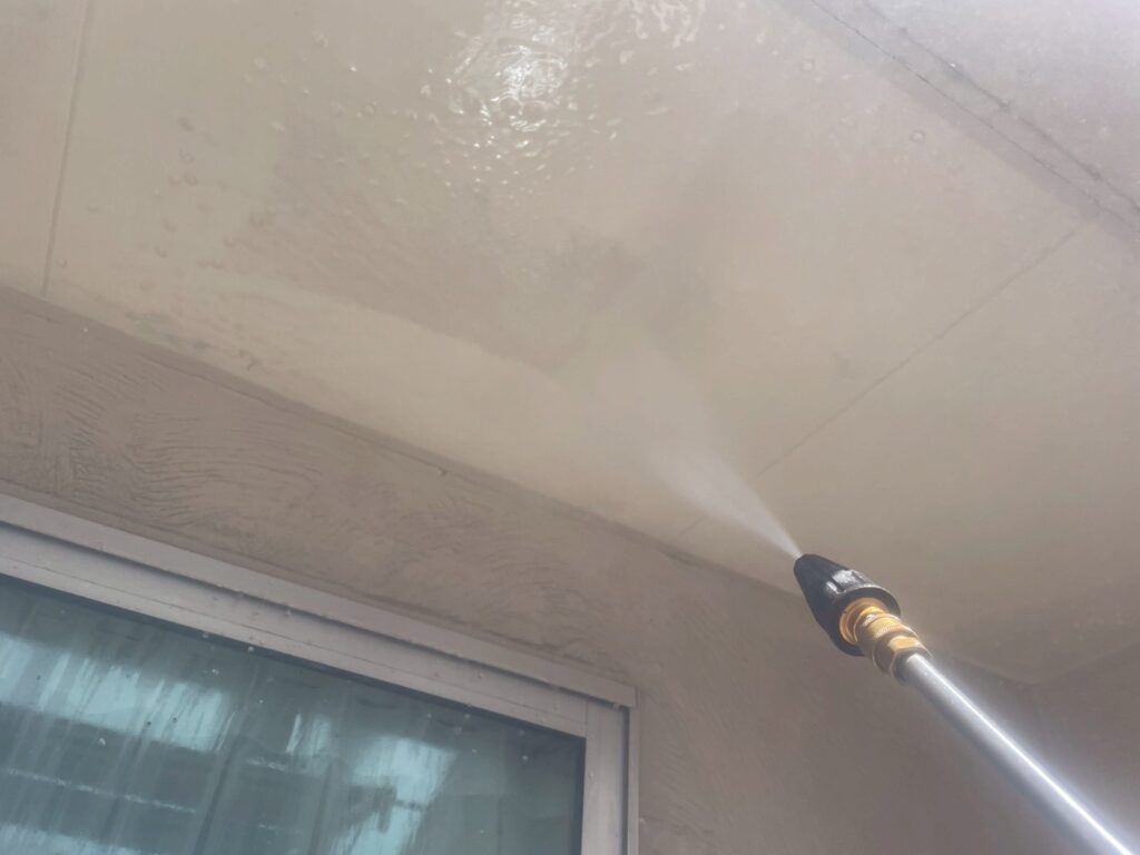 軒天高圧ジェット洗浄