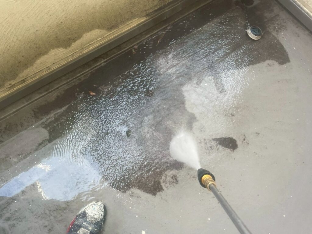 バルコニー高圧ジェット洗浄