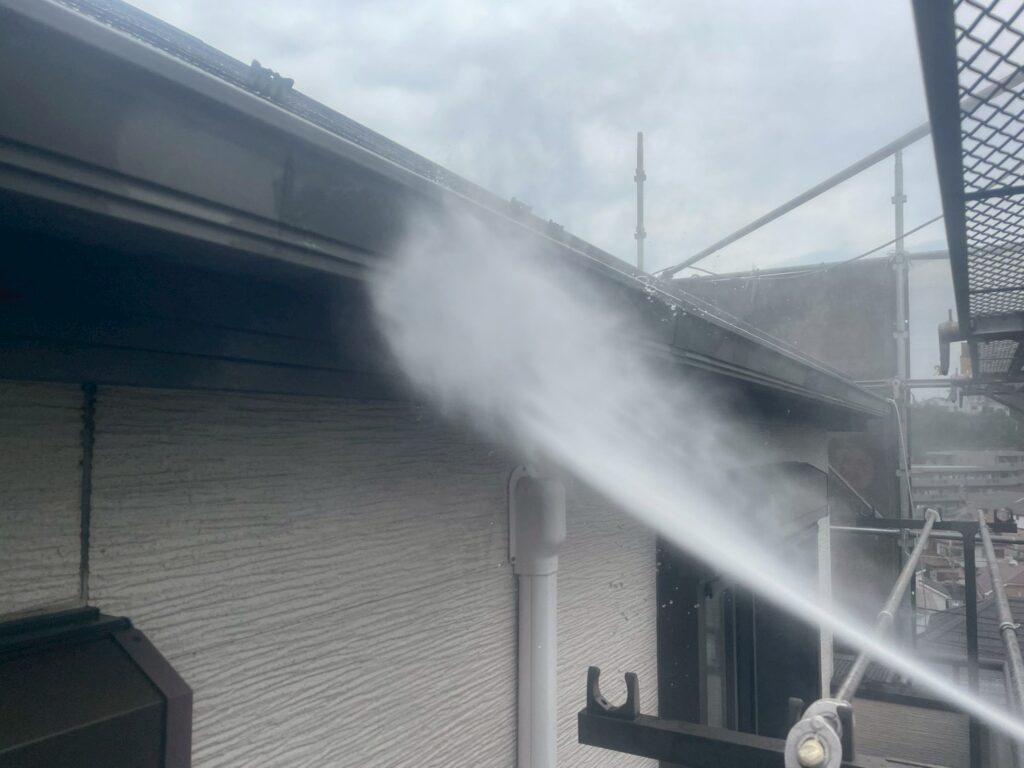 雨樋高圧ジェット洗浄