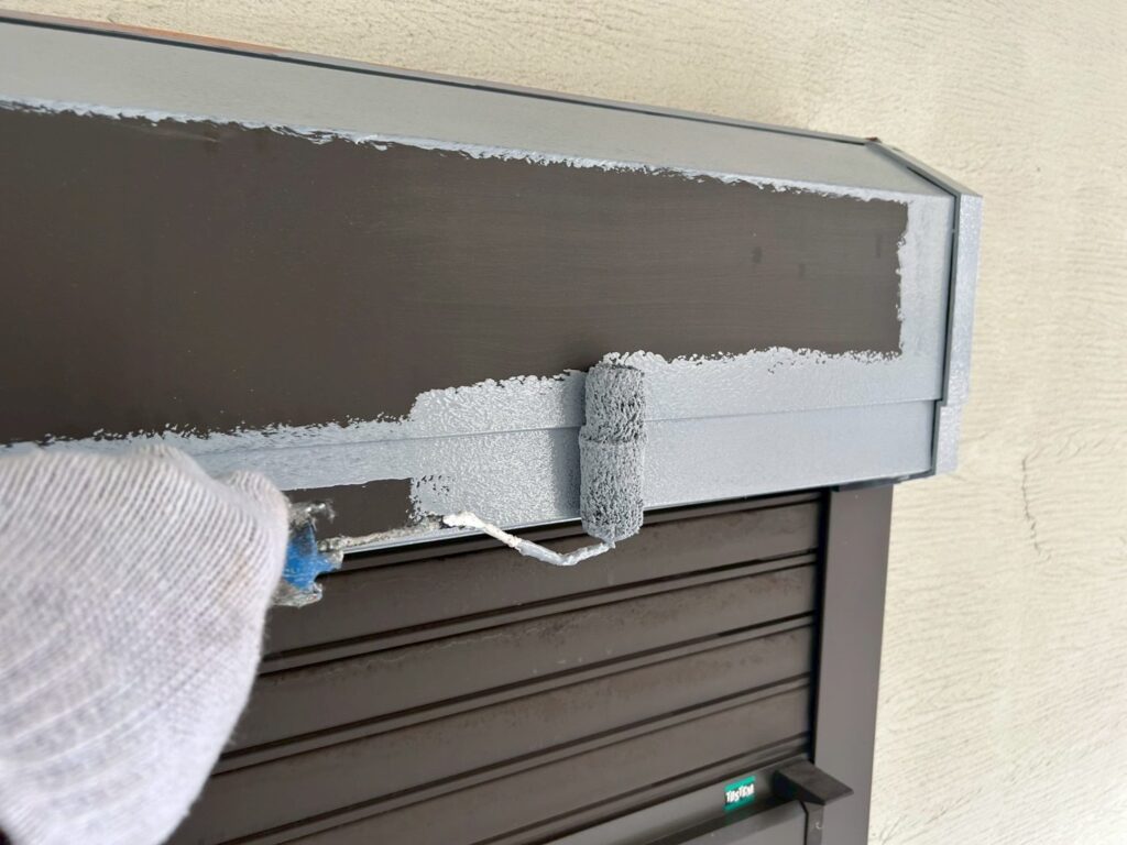シャッターＢＯＸさび止め塗布