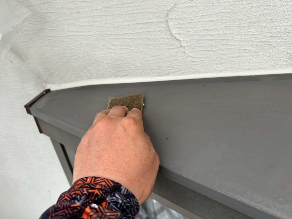 出窓板金素地調整