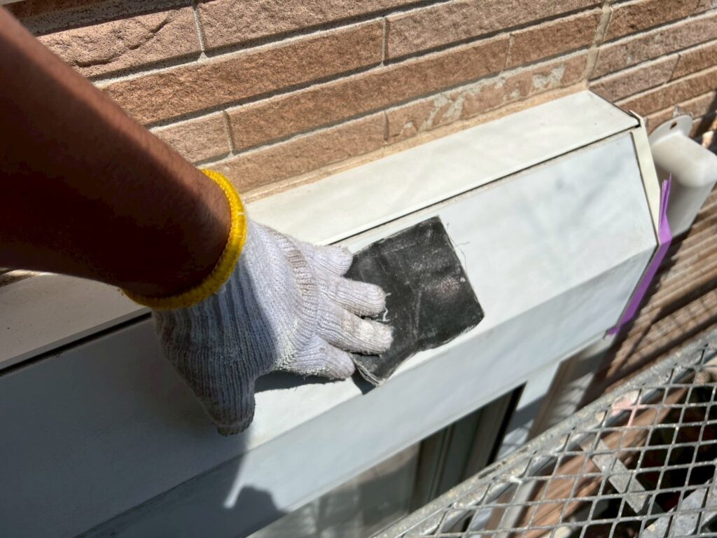 シャッターＢＯＸ素地調整