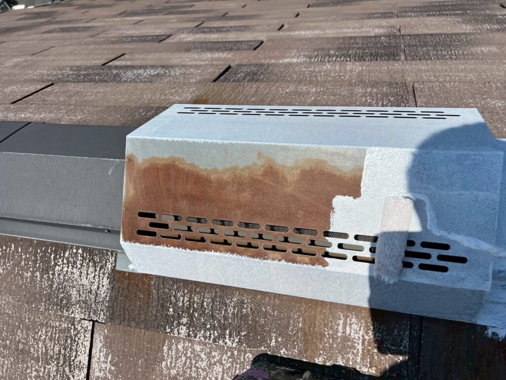 屋根板金さび止め塗布