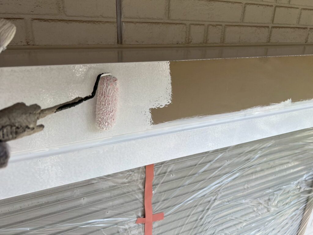 シャッターＢＯＸ専用プライマー塗布