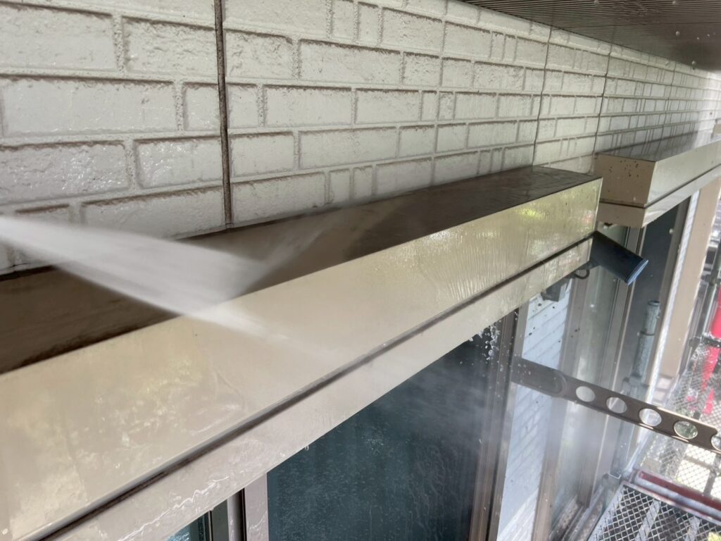 シャッターボックス高圧ジェット洗浄