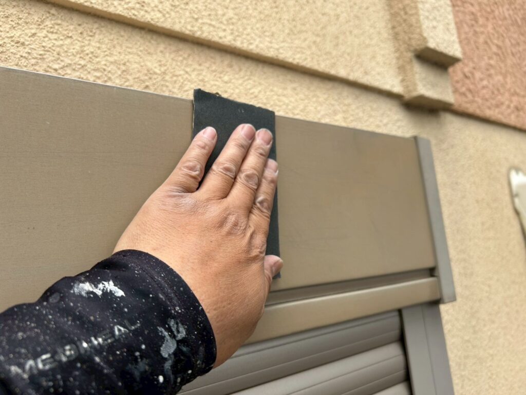 シャッターＢＯＸ素地調整