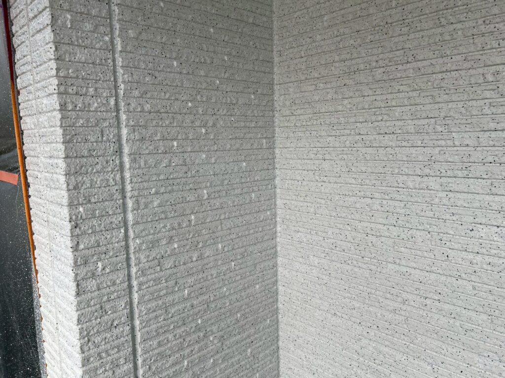 仕上げ吹付後