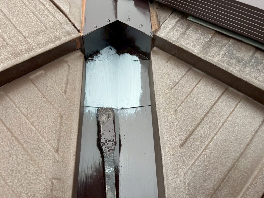 屋根板金部仕上げ１回目