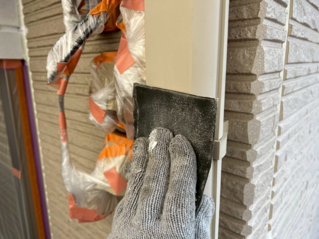 雨樋素地調整