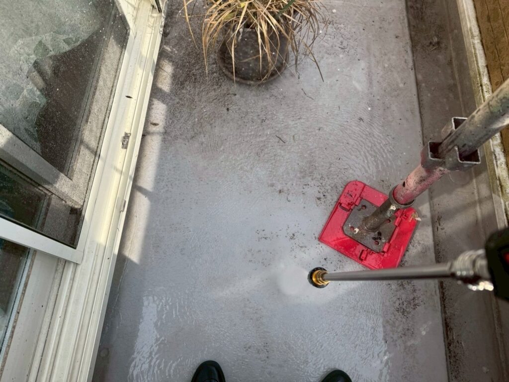 バルコニー高圧ジェット洗浄